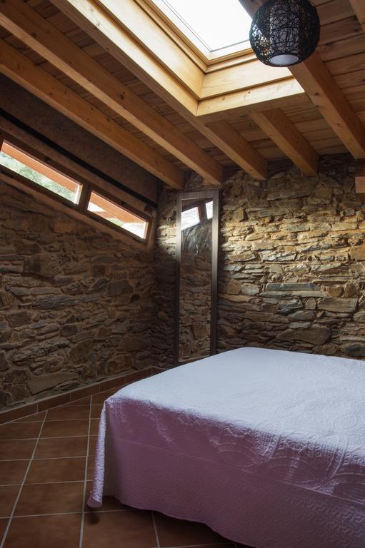 Molino Del Medio Pensionat Robledillo De Gata Exteriör bild