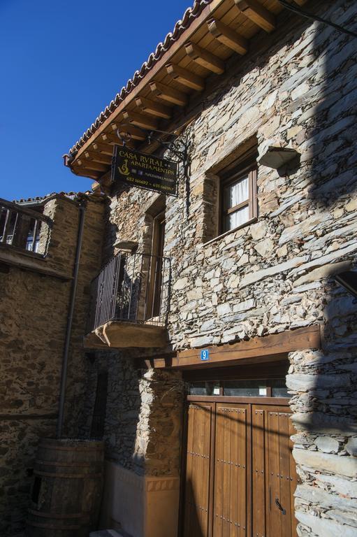 Molino Del Medio Pensionat Robledillo De Gata Exteriör bild